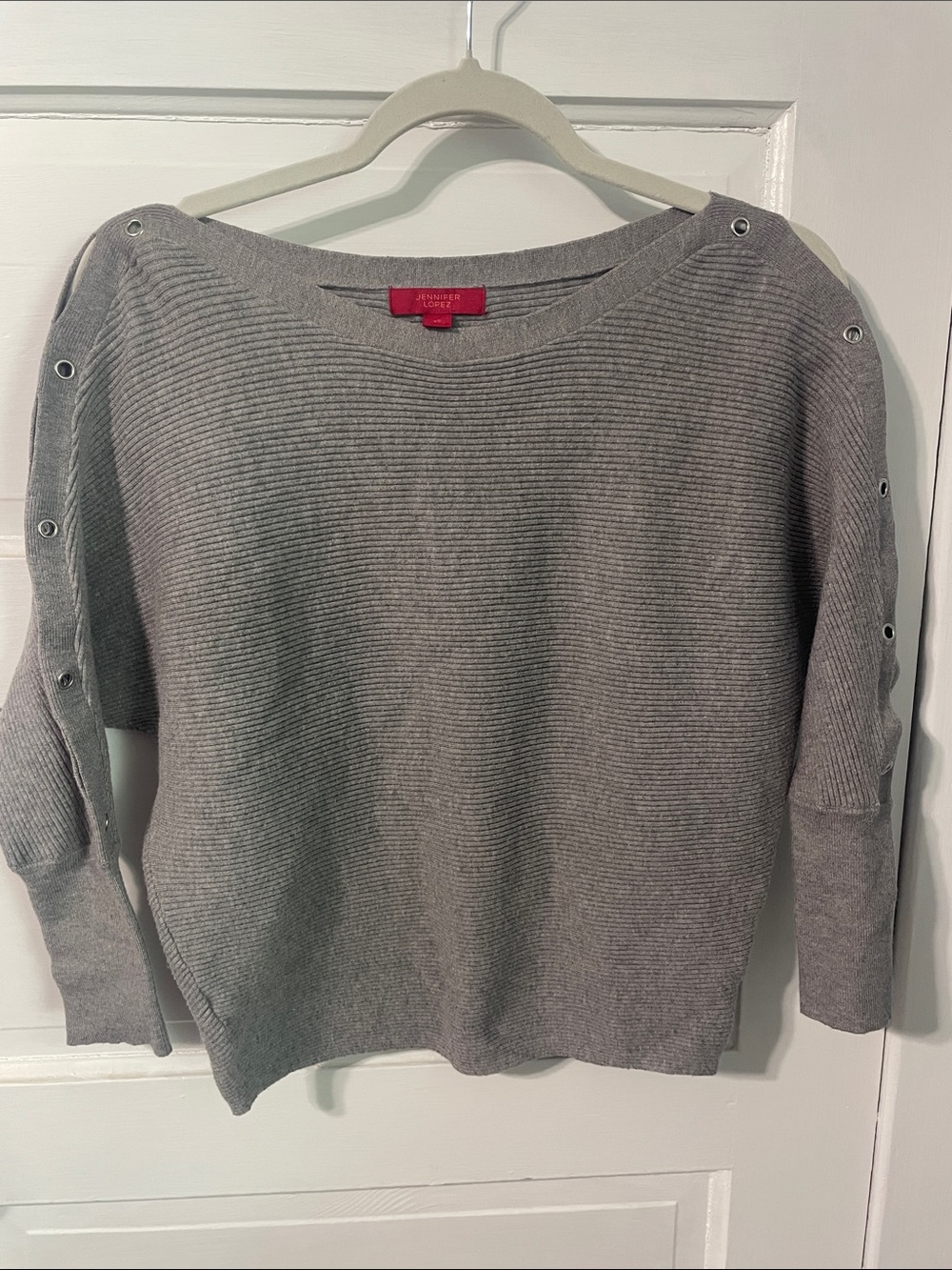Jennifer Lopez Light Grey Ribbed Knit Sweater with Grommet Sleeve Trim